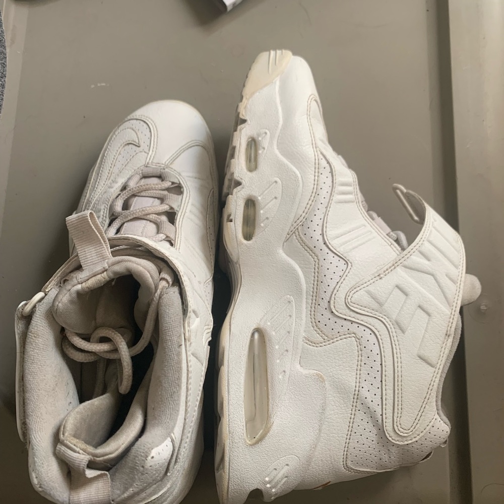 Nike Air Griffey Max 1 “Inductkid”.